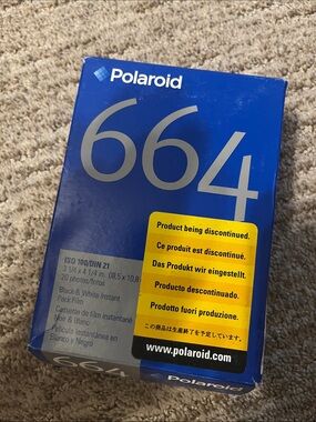 Polaroid 664 - Black and White instant pack film - Expired film